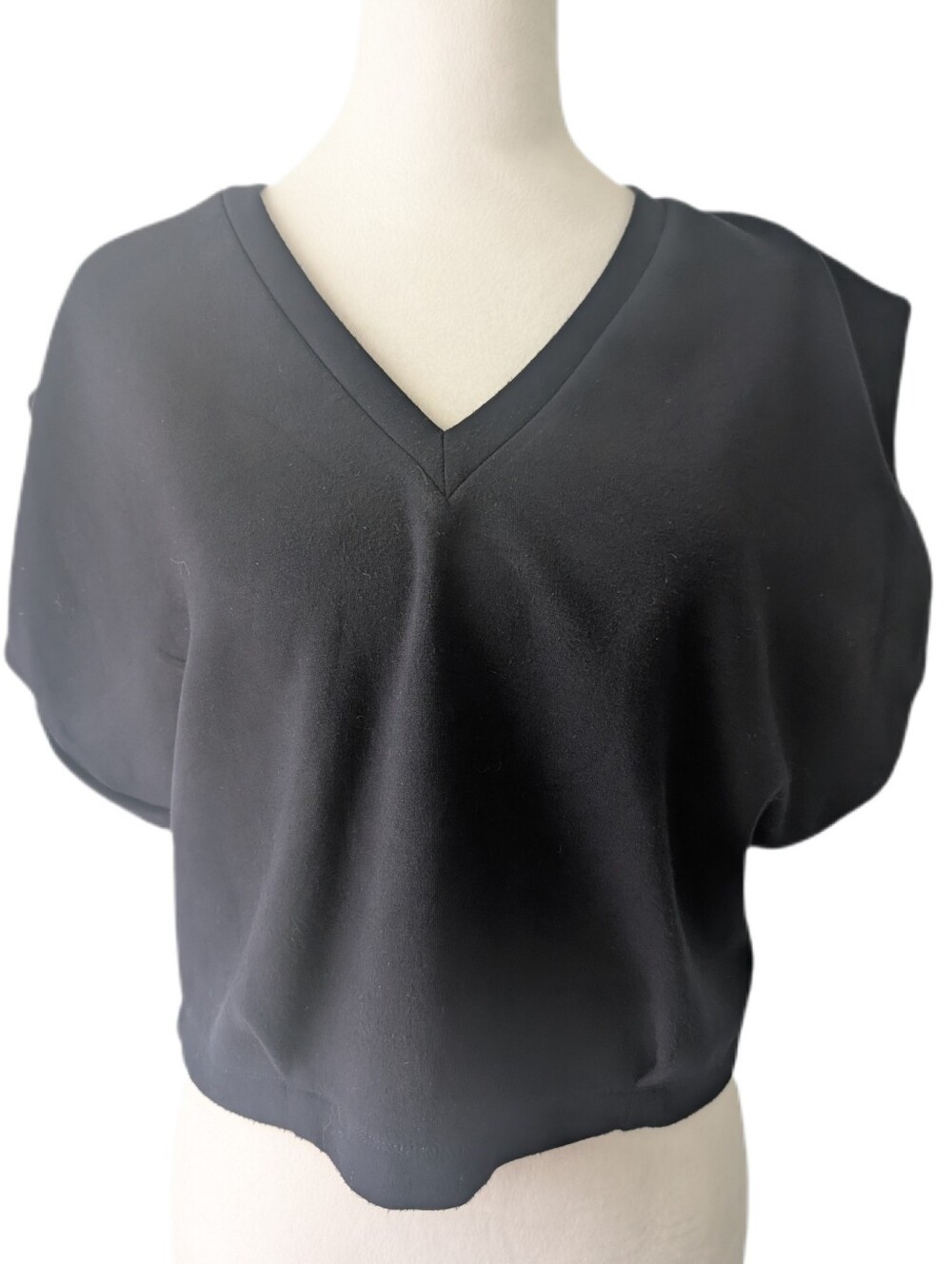 Judith & Charles Navy Blue Xenia V-Neck Jersey Top -S-
